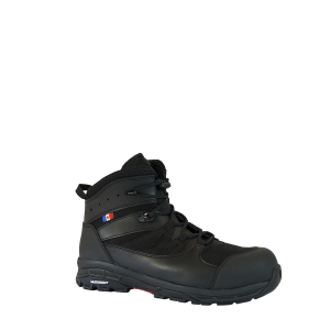 BOCHE équipe les professionnels avec des rangers et chaussures de sécurité ultra-résistantes. Qualité, innovation et fiabilité pour chaque mission.