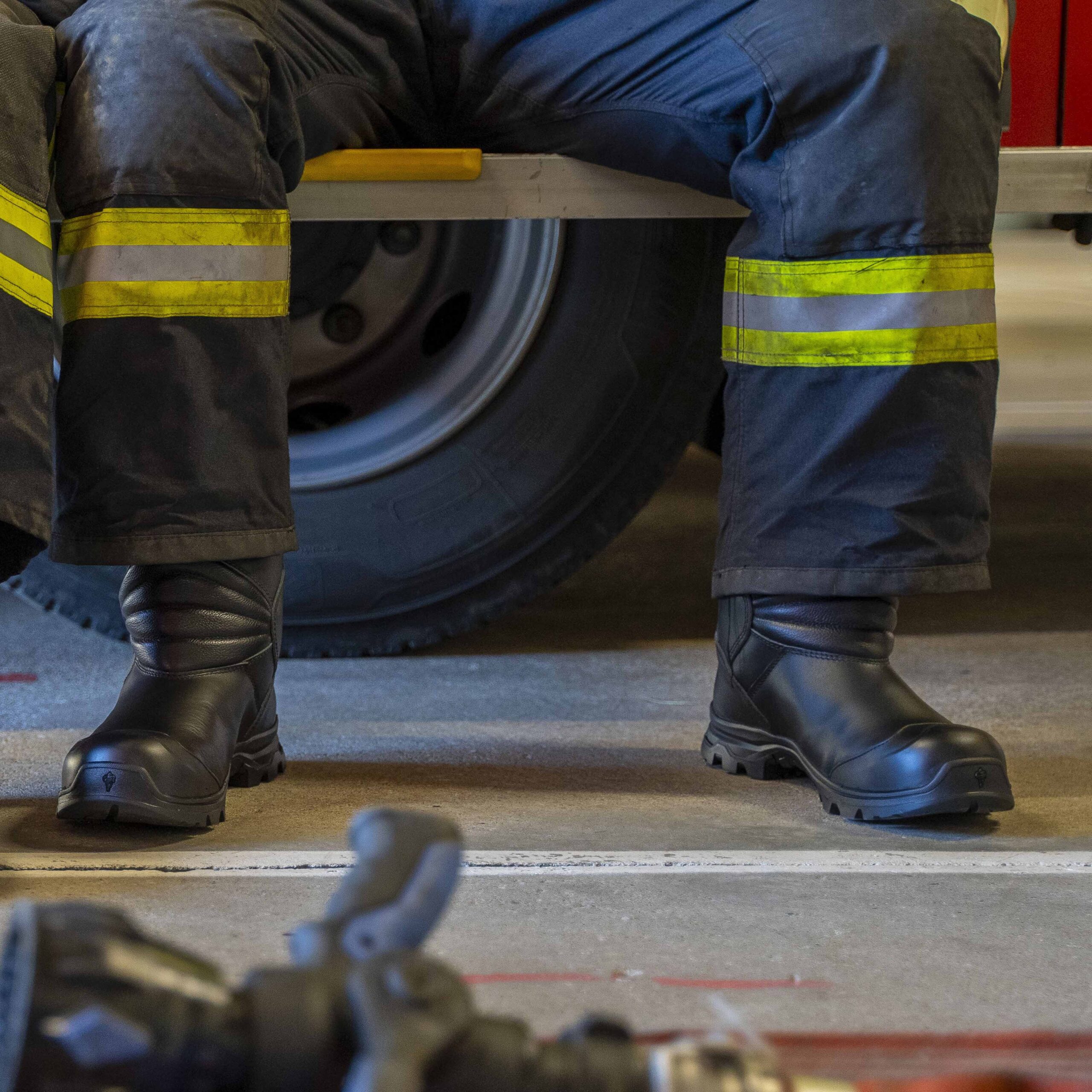 JET_V3_SR_ bottes-pompiers-BOCHE Avec leur coquille en fibre de verre et leur doublure cuir, les bottes pompiers Jet V3 sont très confortables